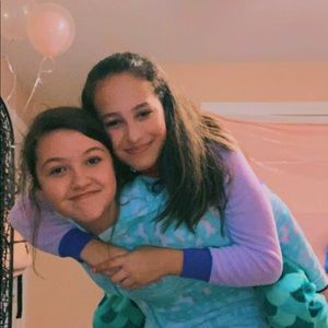 Meet your Posher, Abby